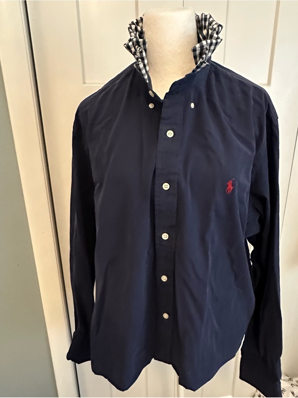Women - Upcycled (reworked) men’s shirt with ruffled collar Ralph lauren